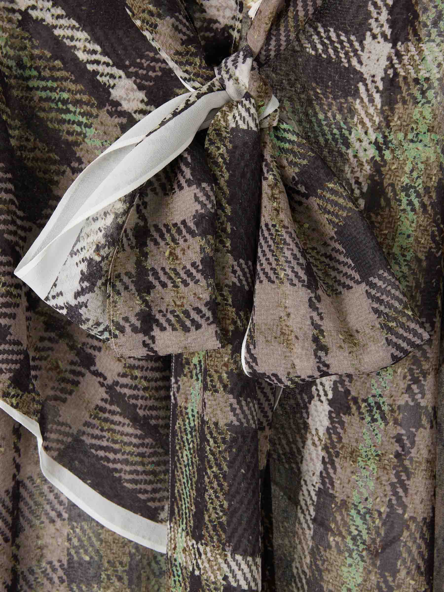 Blusa Seda Estampada - Image 3