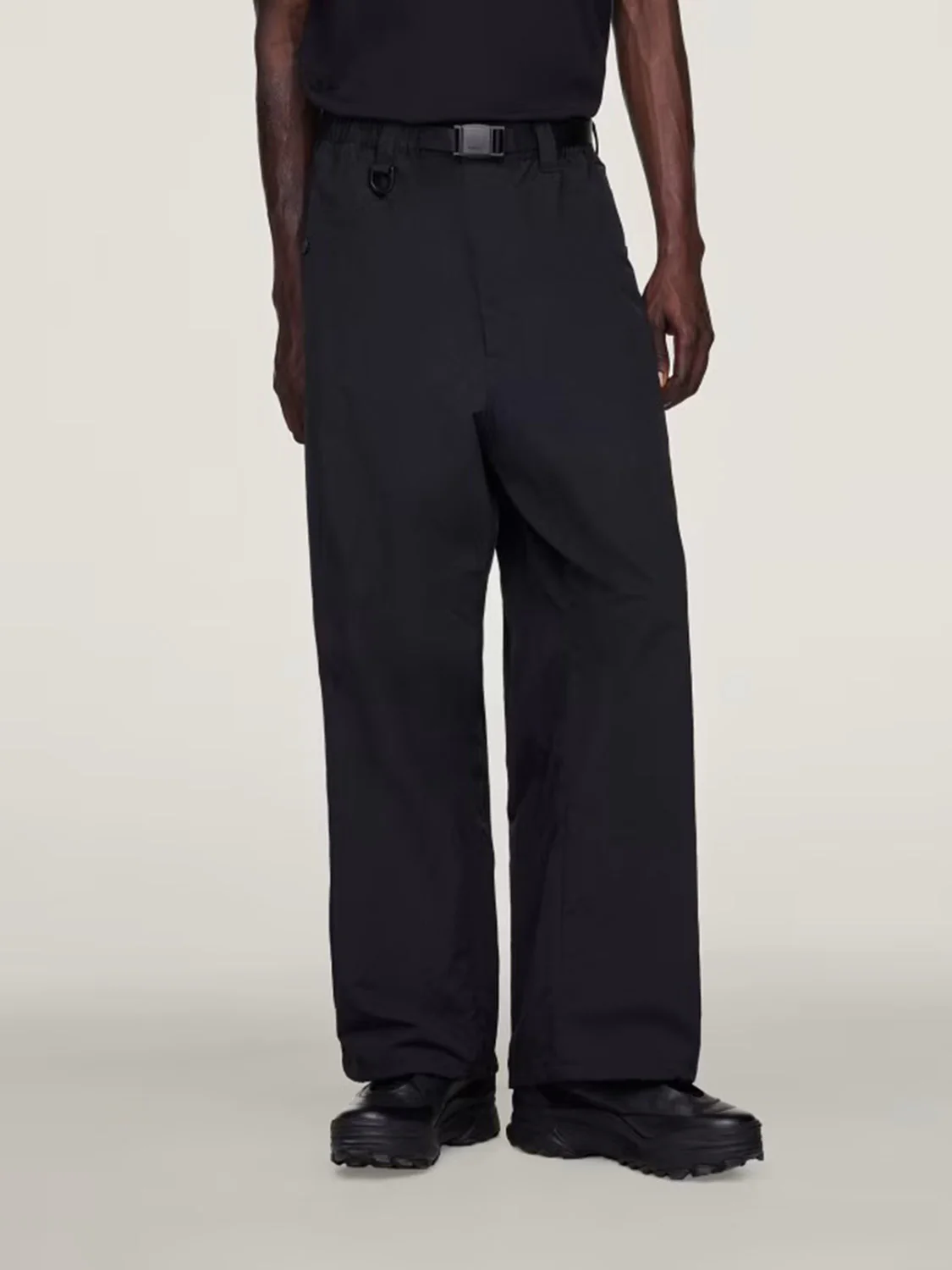 Pantalón Nylon - Image 3