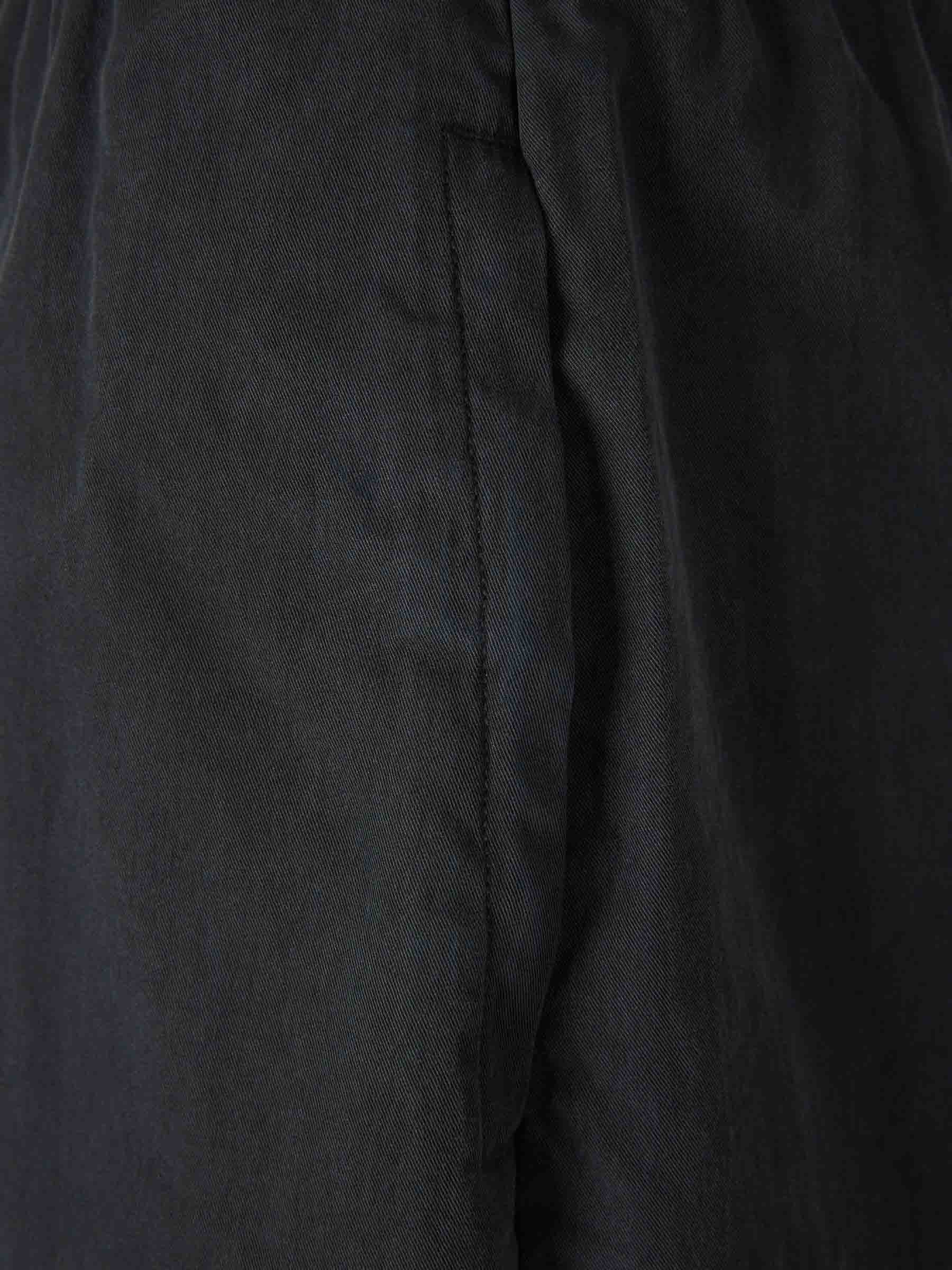 Pantalones Anchos Logo - Image 5