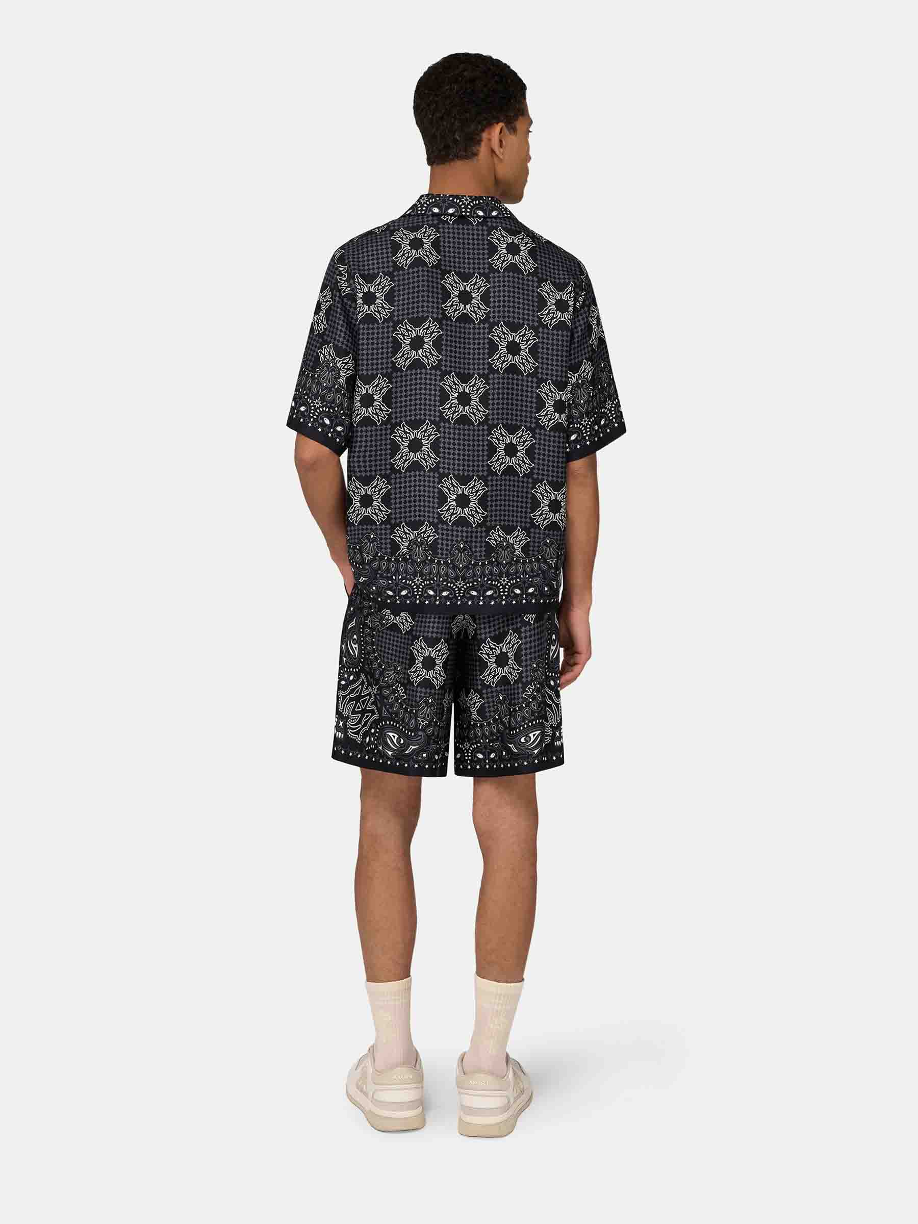 Bermudas MA Check - Image 3