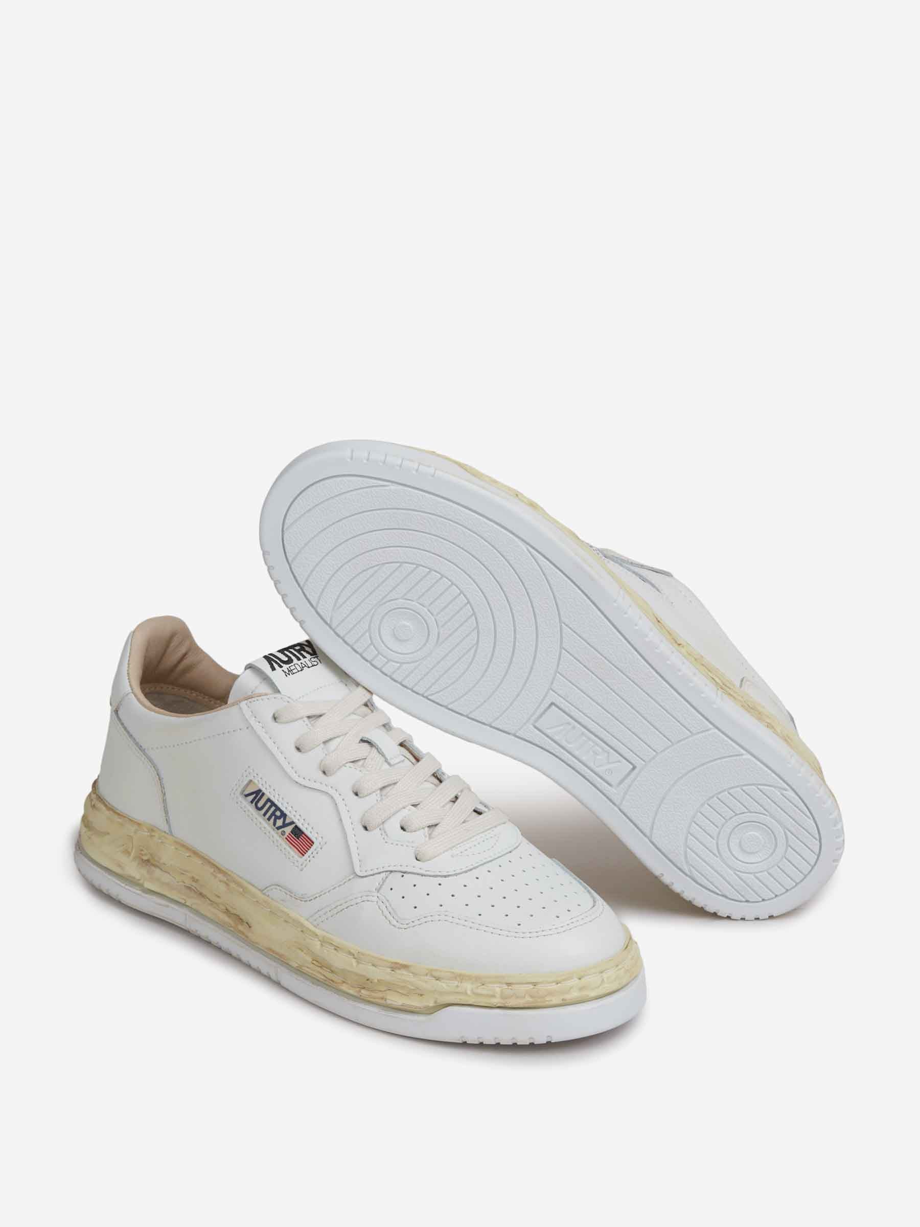 Zapatillas Supervint Low x MMY - Image 4