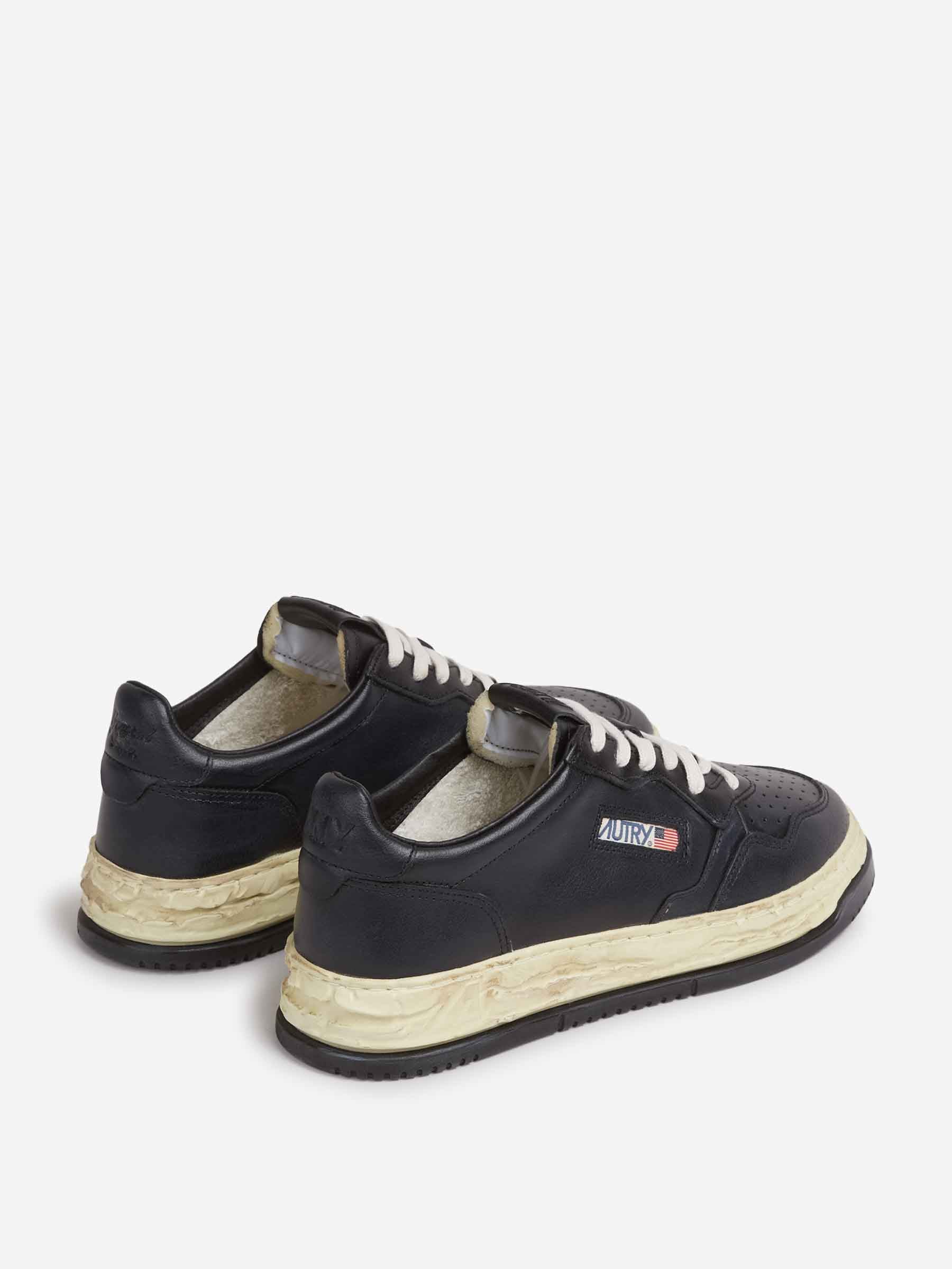 Zapatillas Supervint Low x MMY - Image 3