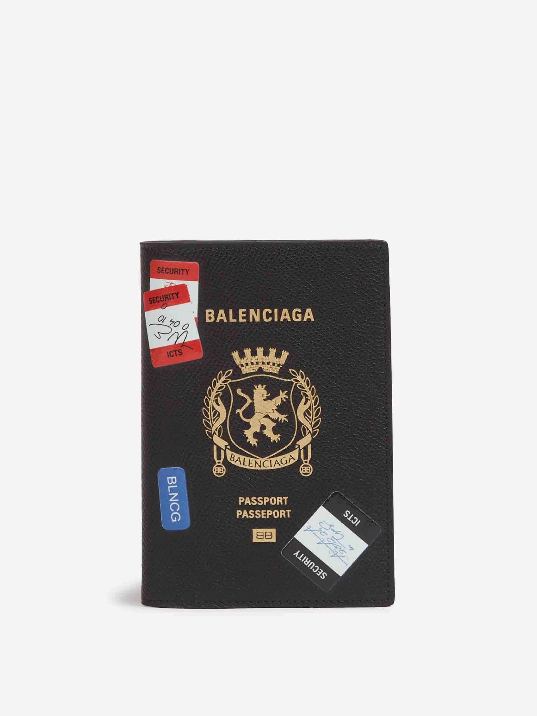 Funda Passport