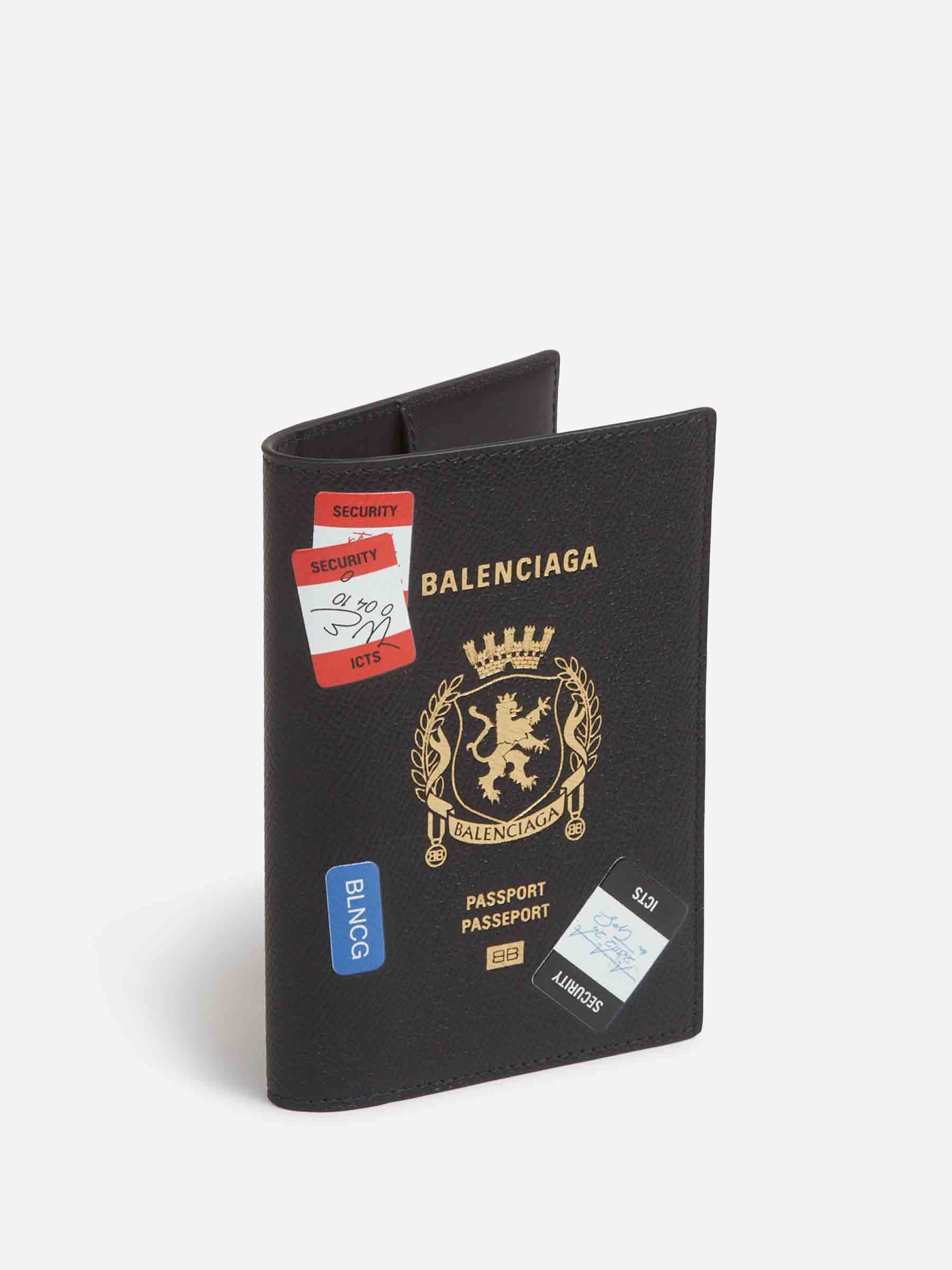 Funda Passport - Image 2