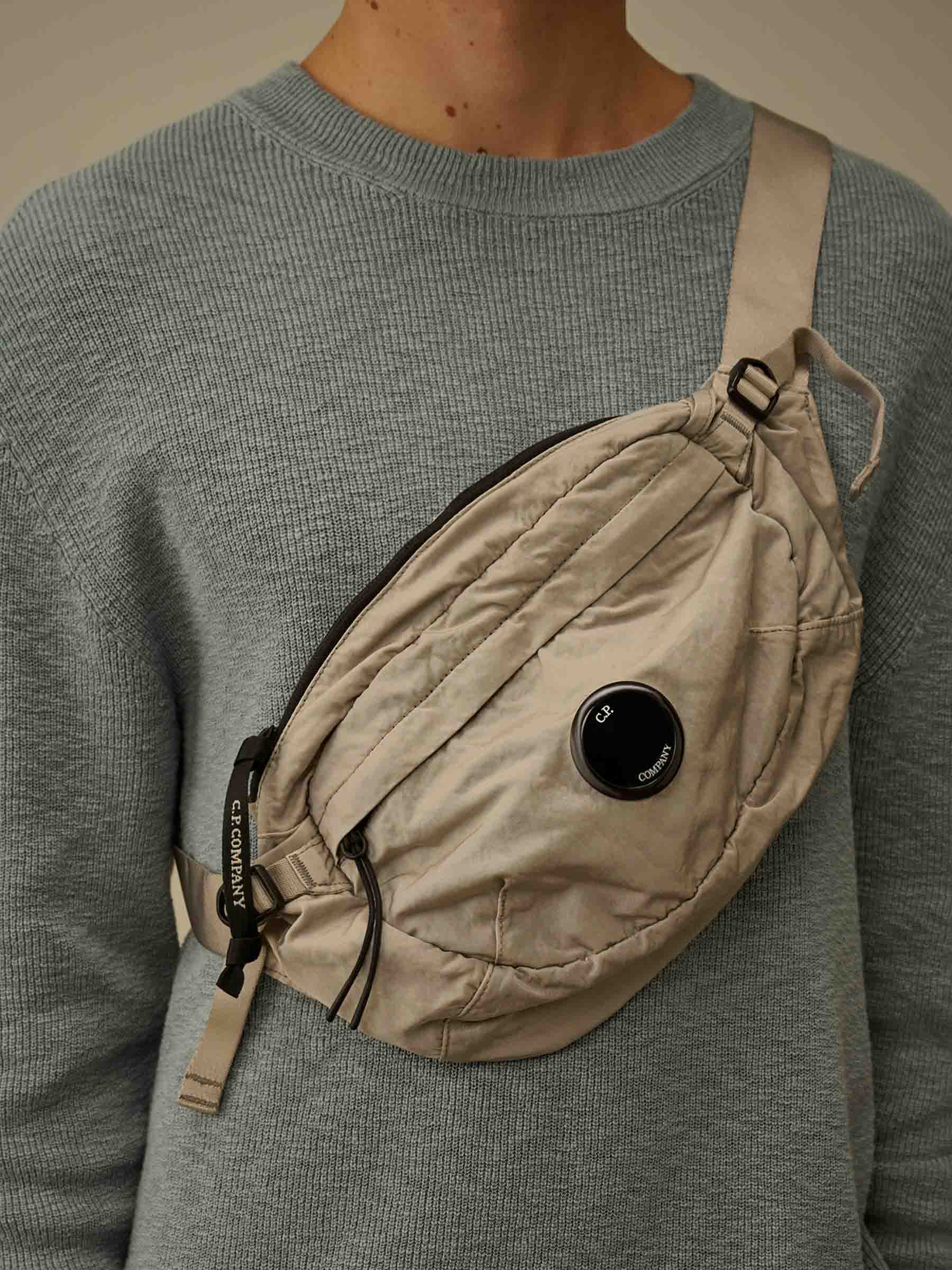 Riñonera Ovalada Nylon - Image 3