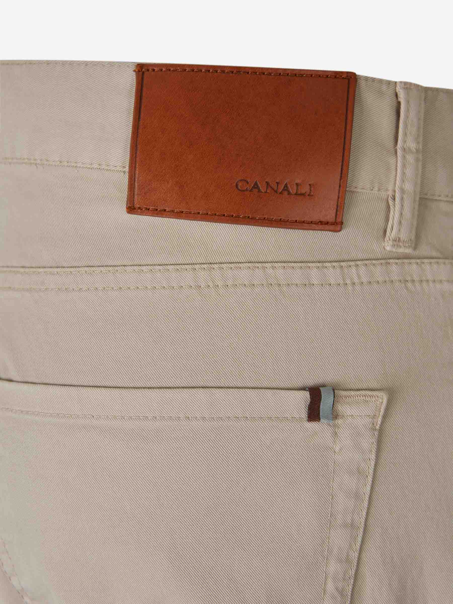 Jeans Rectos Clásicos - Image 4