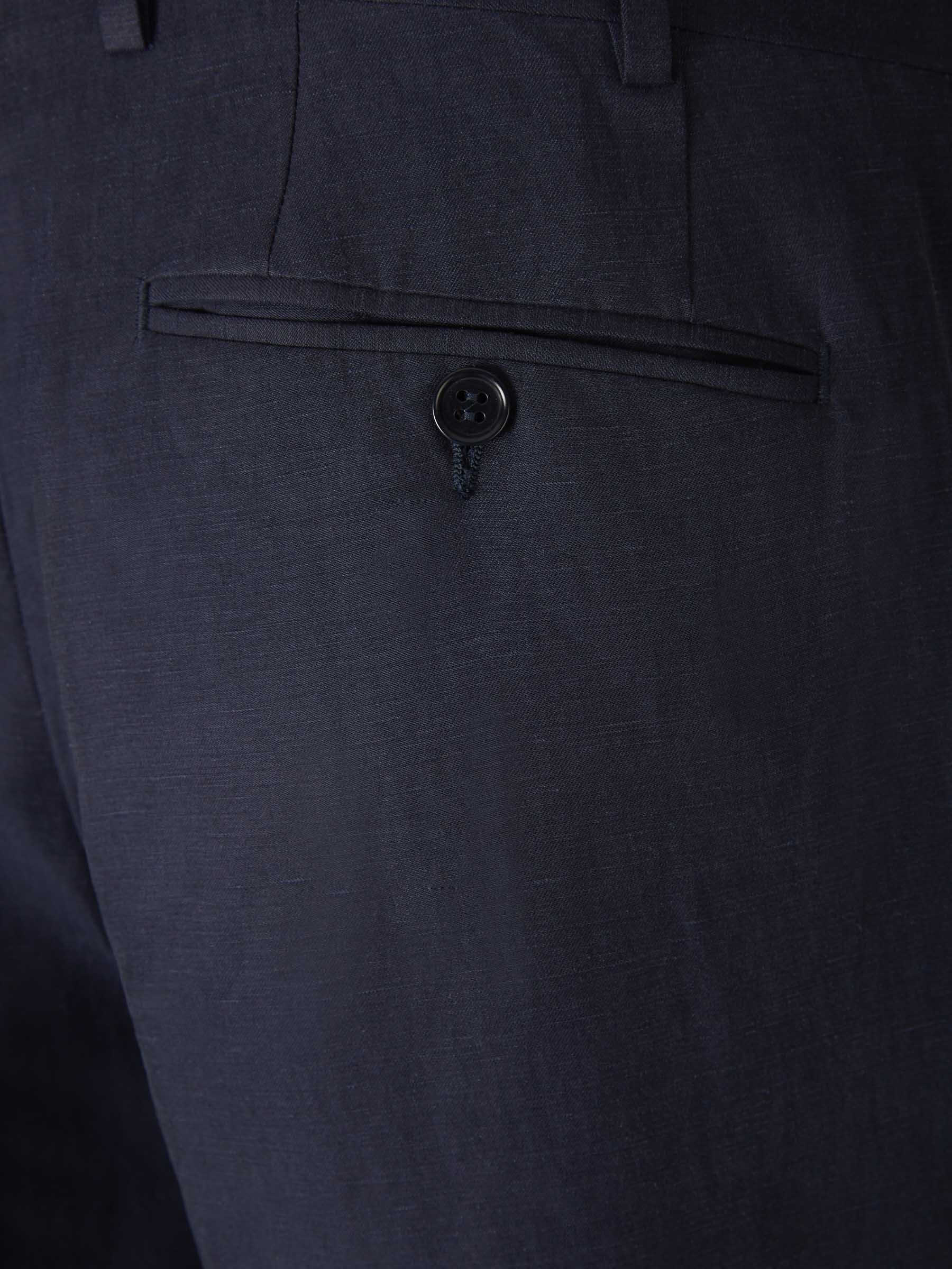 Traje de Lino y Seda - Image 9