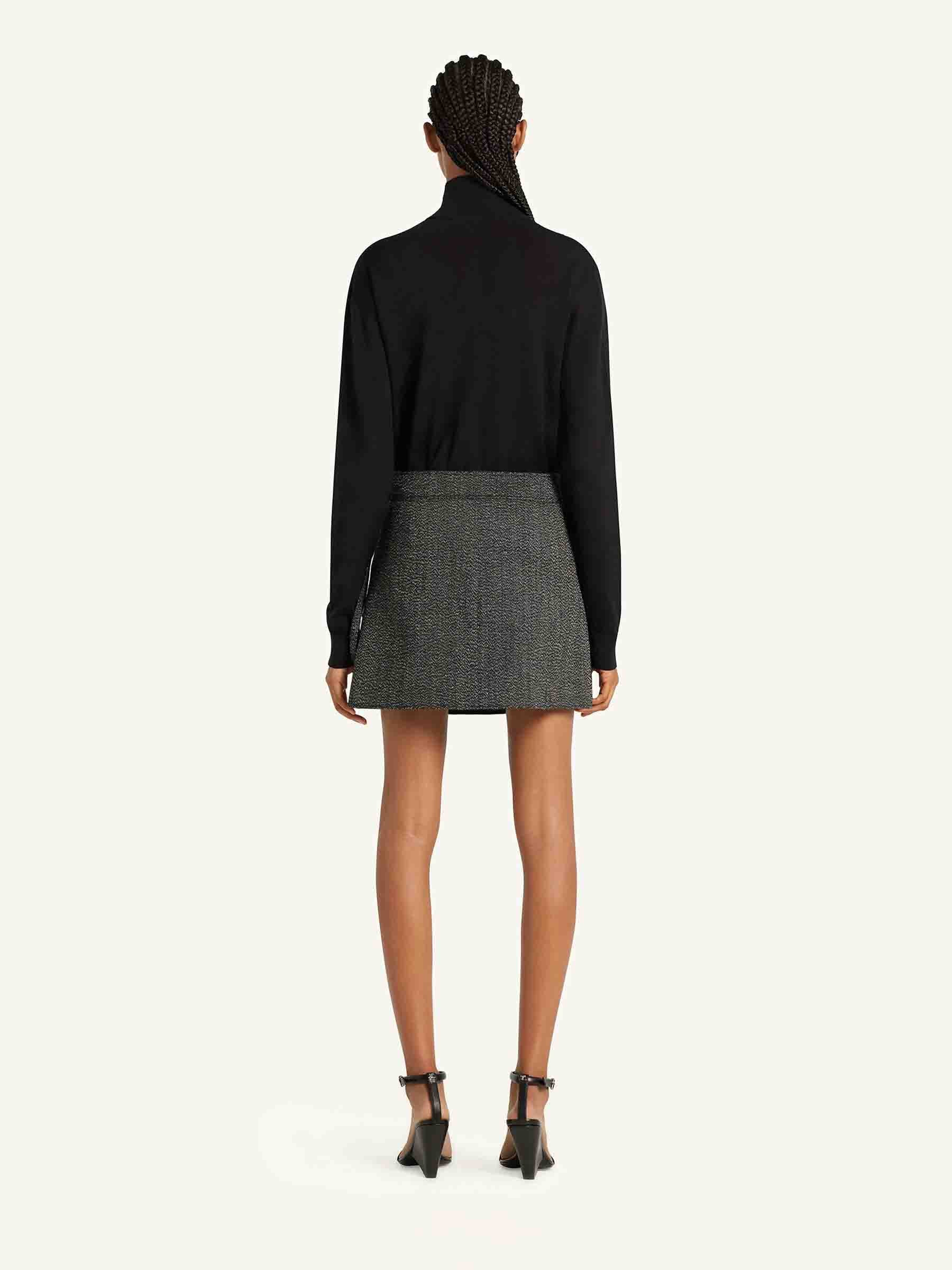 Falda - Image 3