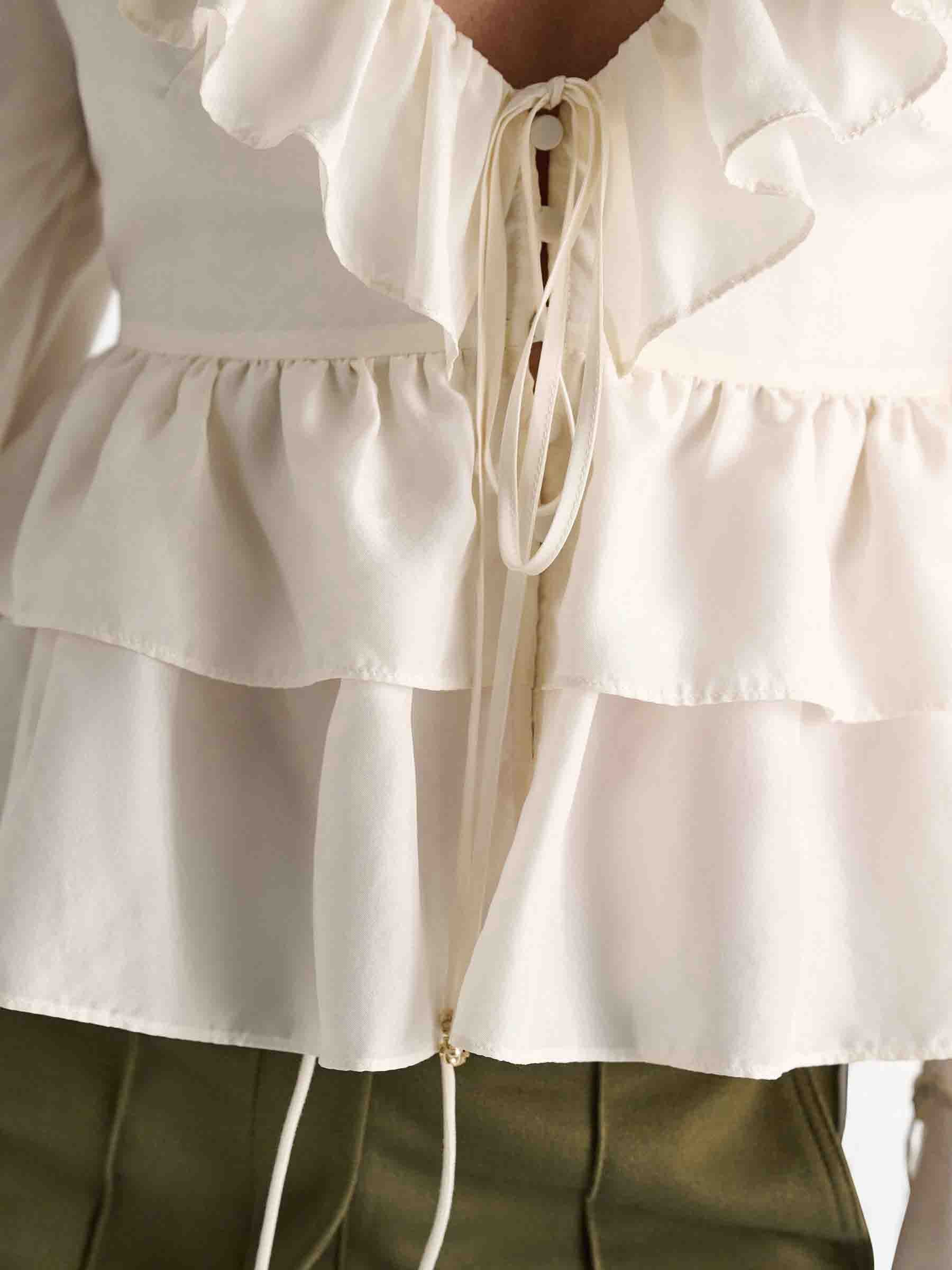 Blusa Volantes Seda - Image 4