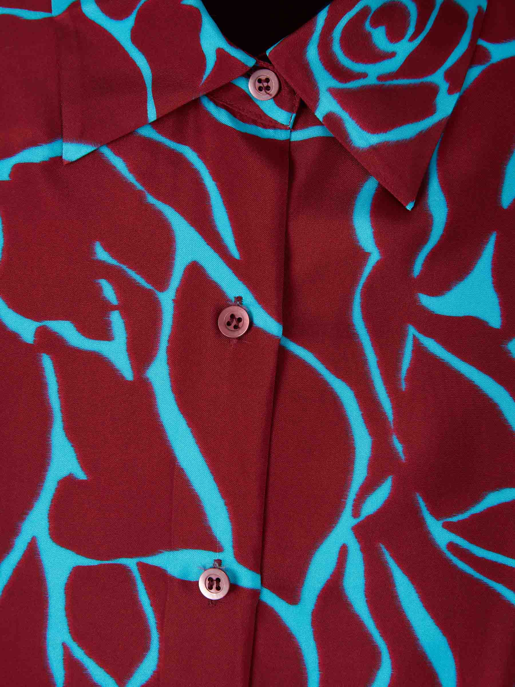 Blusa Fluido Motivo Gráfico - Image 3