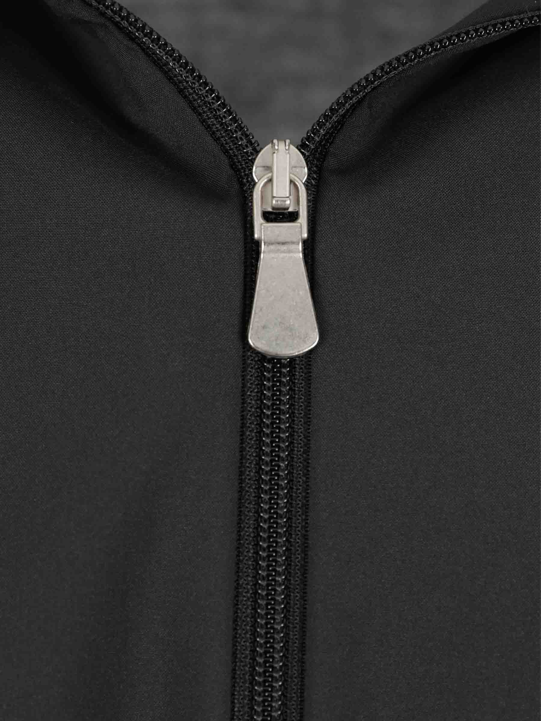 Chaqueta técnica Capucha - Image 4
