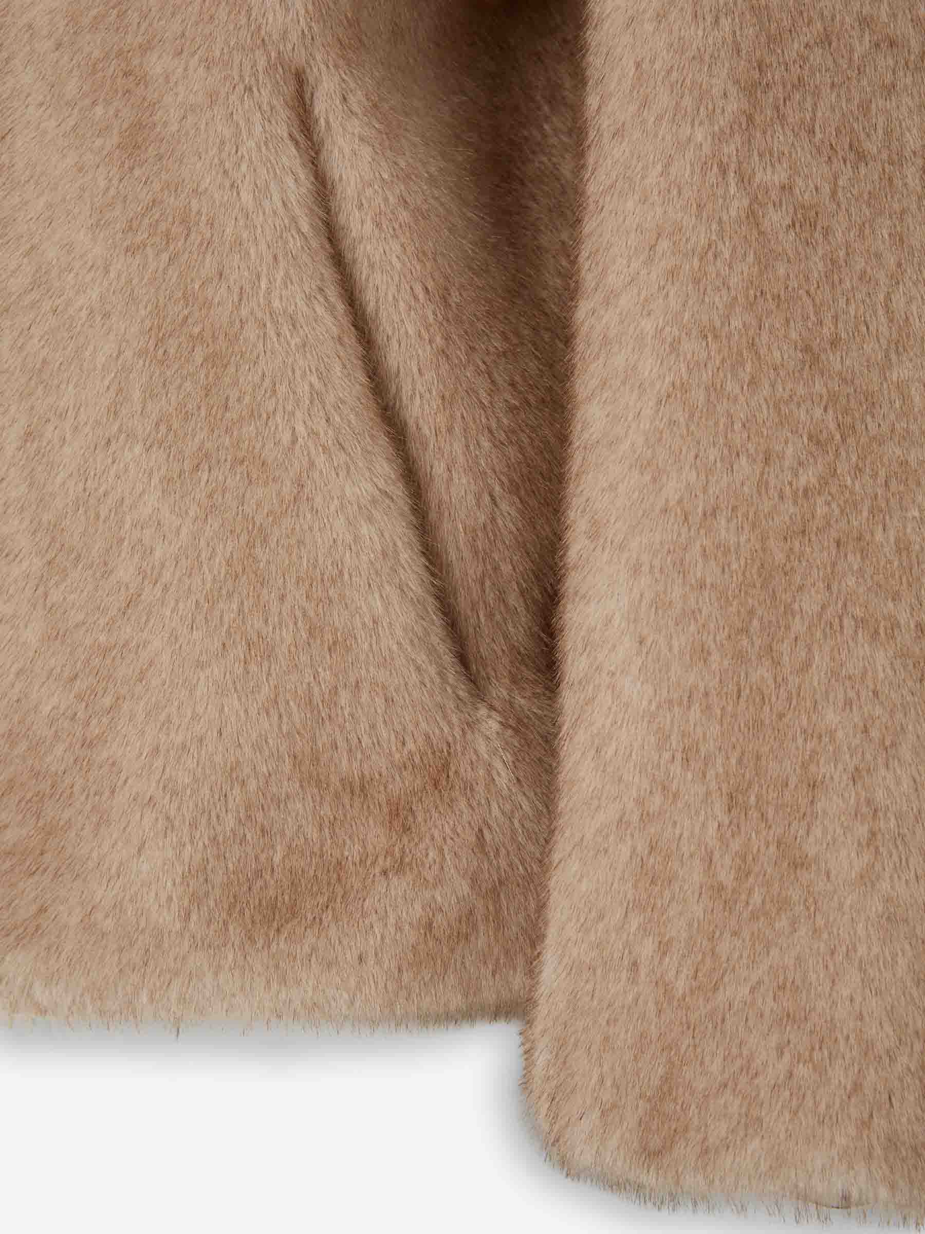 Chaqueta Capucha Pelo - Image 4