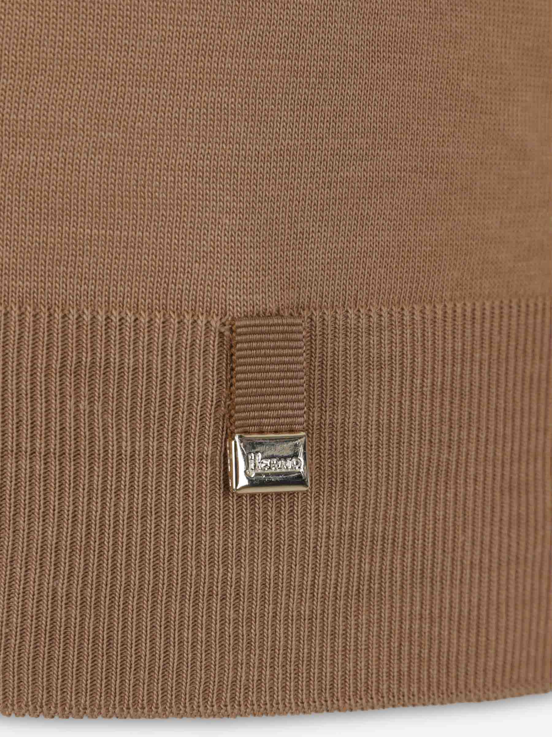 Jersey Cuello Pico - Image 4