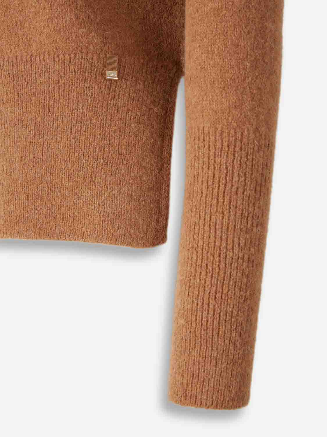 Jersey Cuello Redondo - Image 4