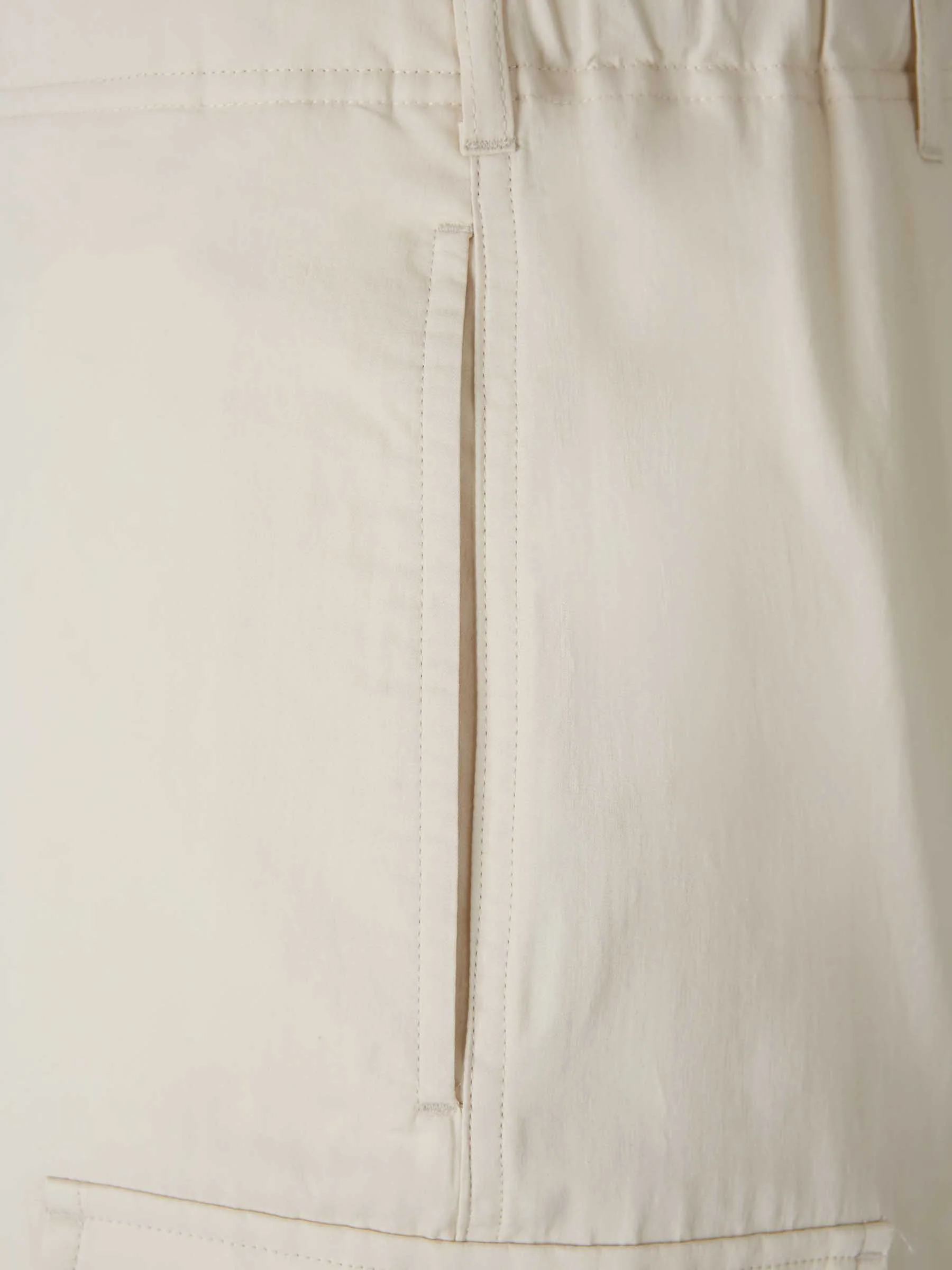 Pantalones Rectos Cargo - Image 4