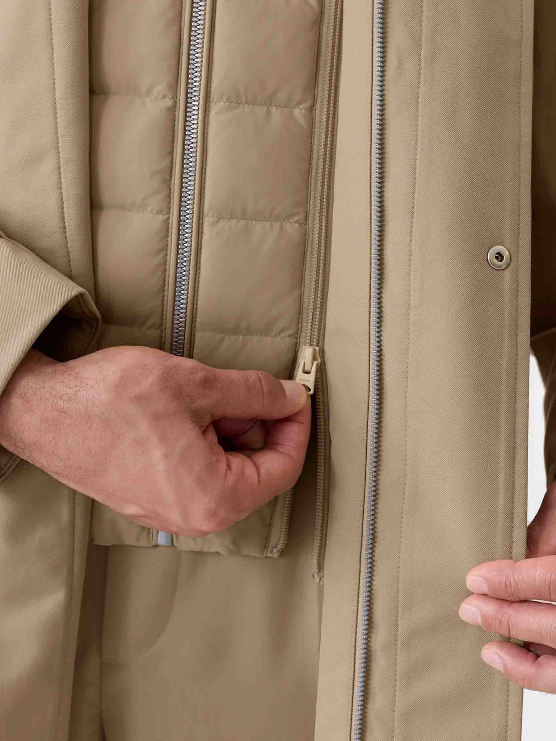 Gabardina Técnica Sterling - Image 4