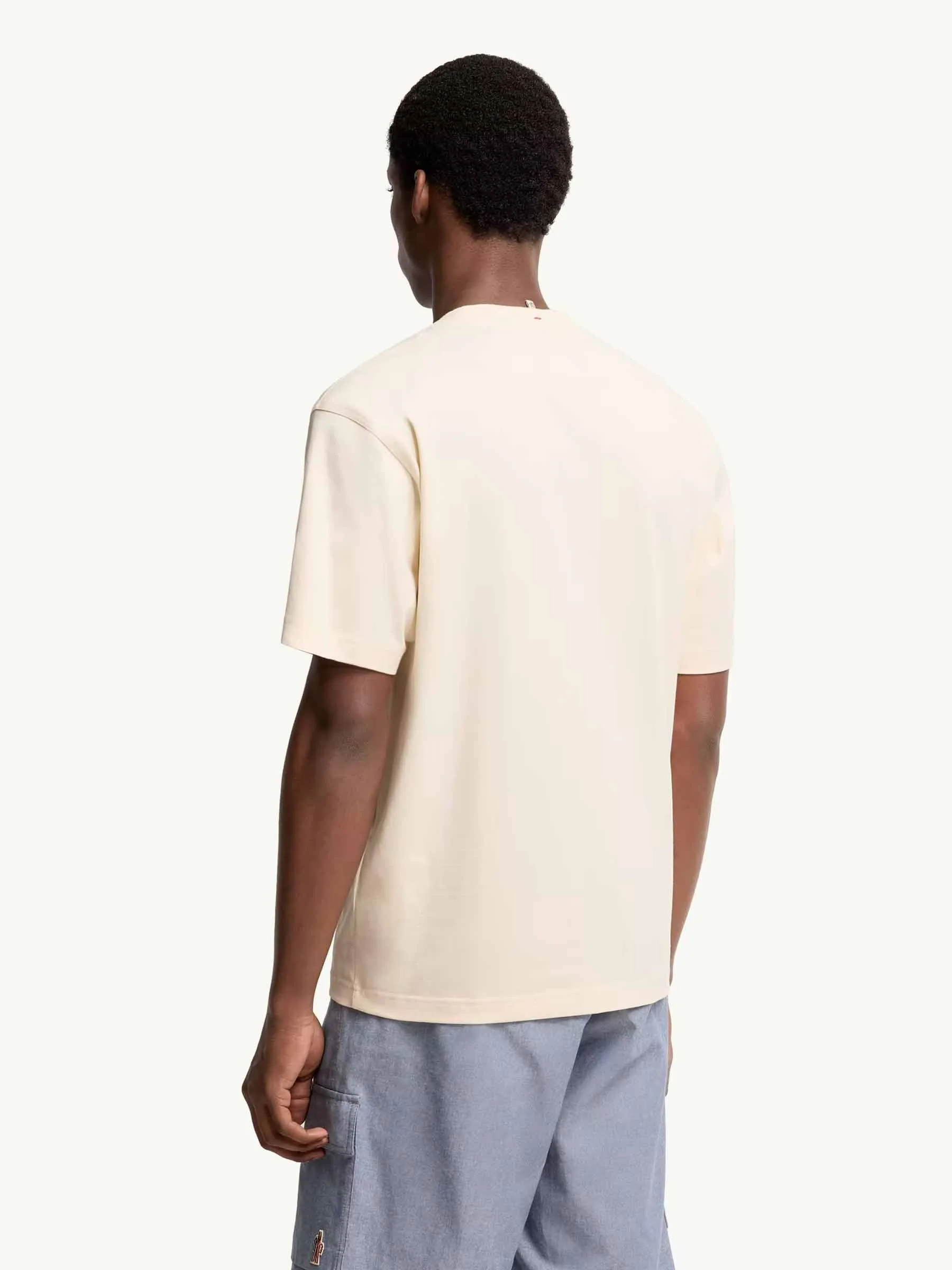 Camiseta con bolsillo de tejido vaquero - Image 3
