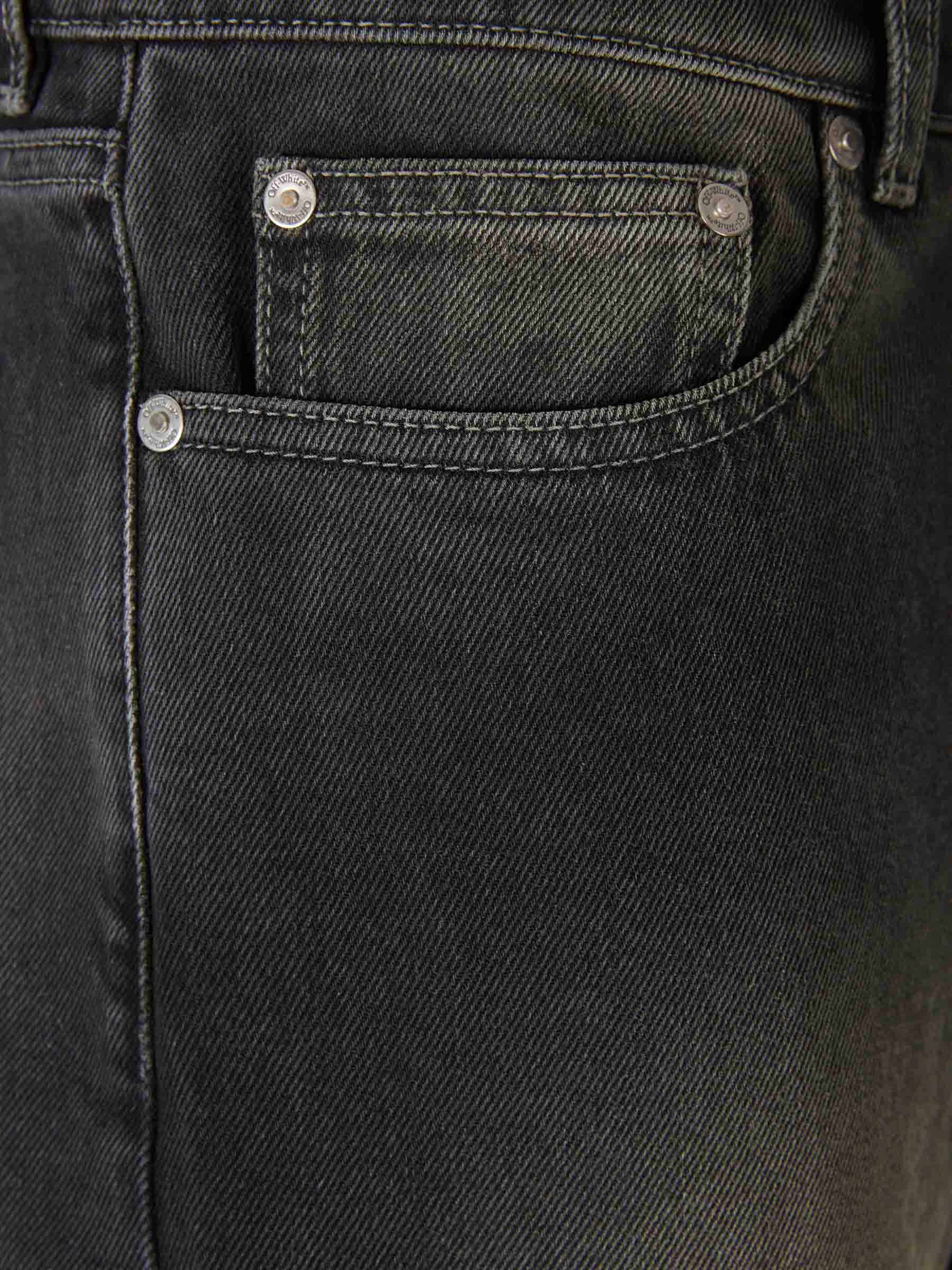Jeans Acampanados Logo - Image 4
