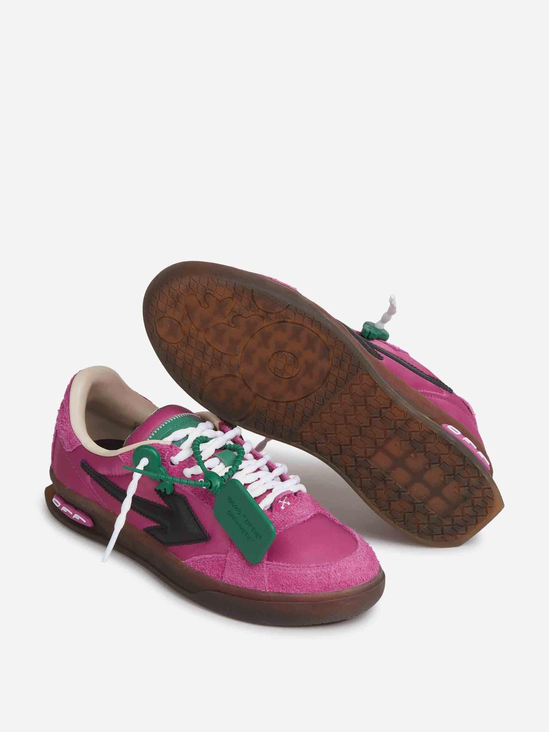 Sneakers End of Play - Image 4