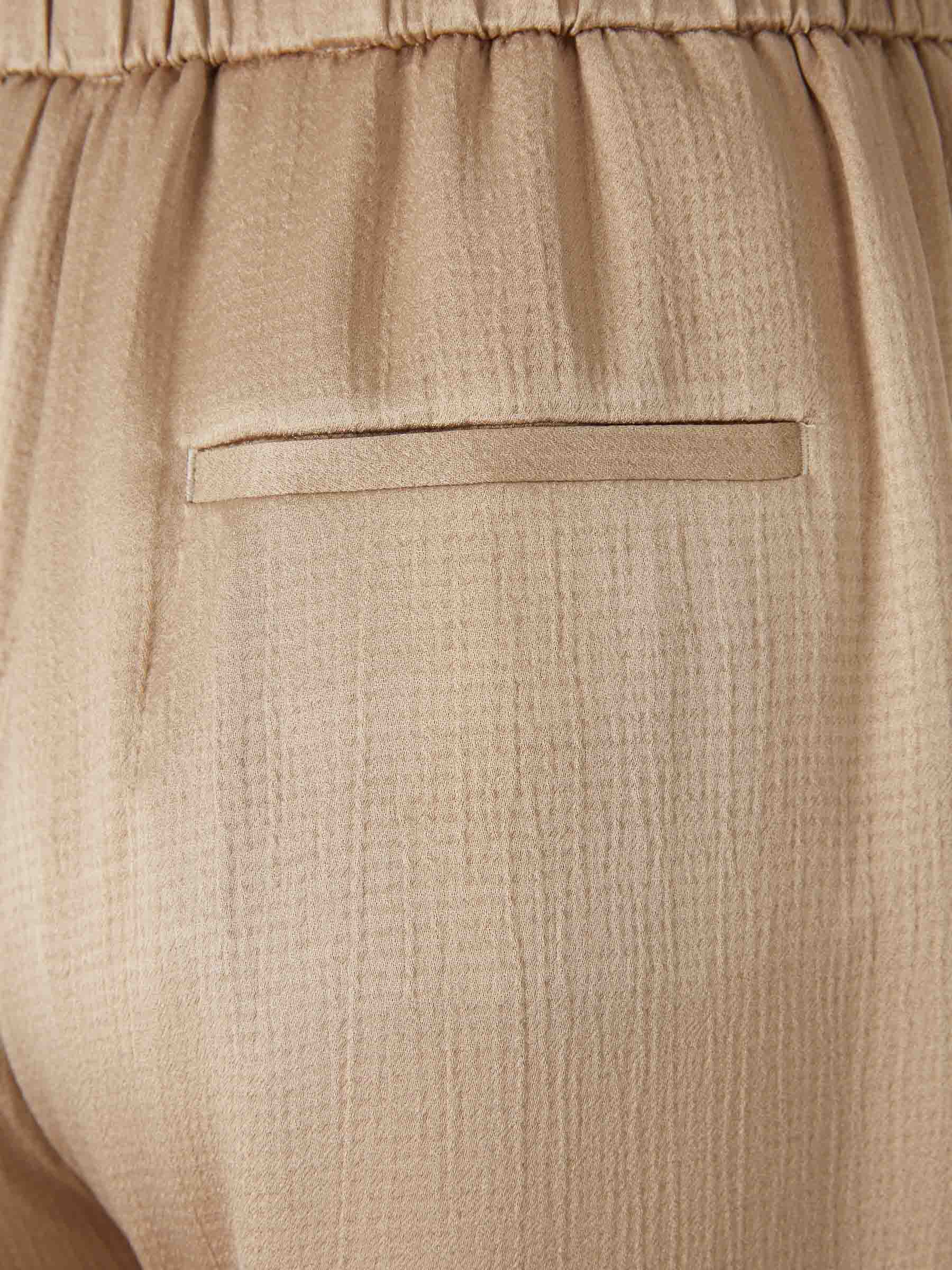 Pantalones Anchos Satinados - Image 6