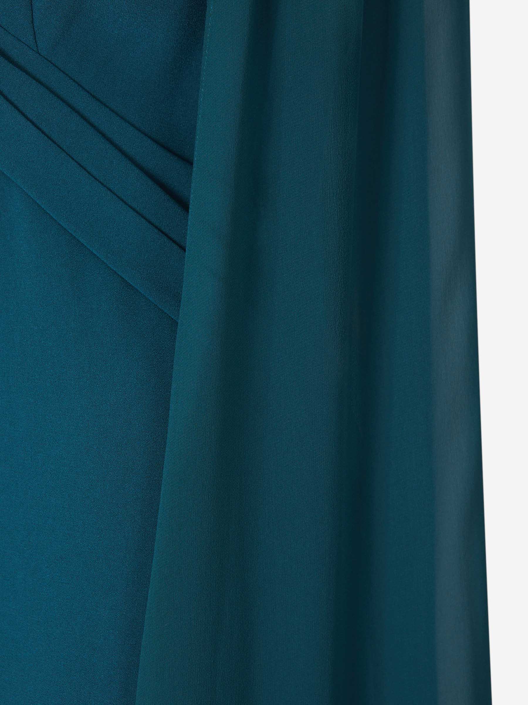 Vestido Maxi Crepé Capas - Image 5