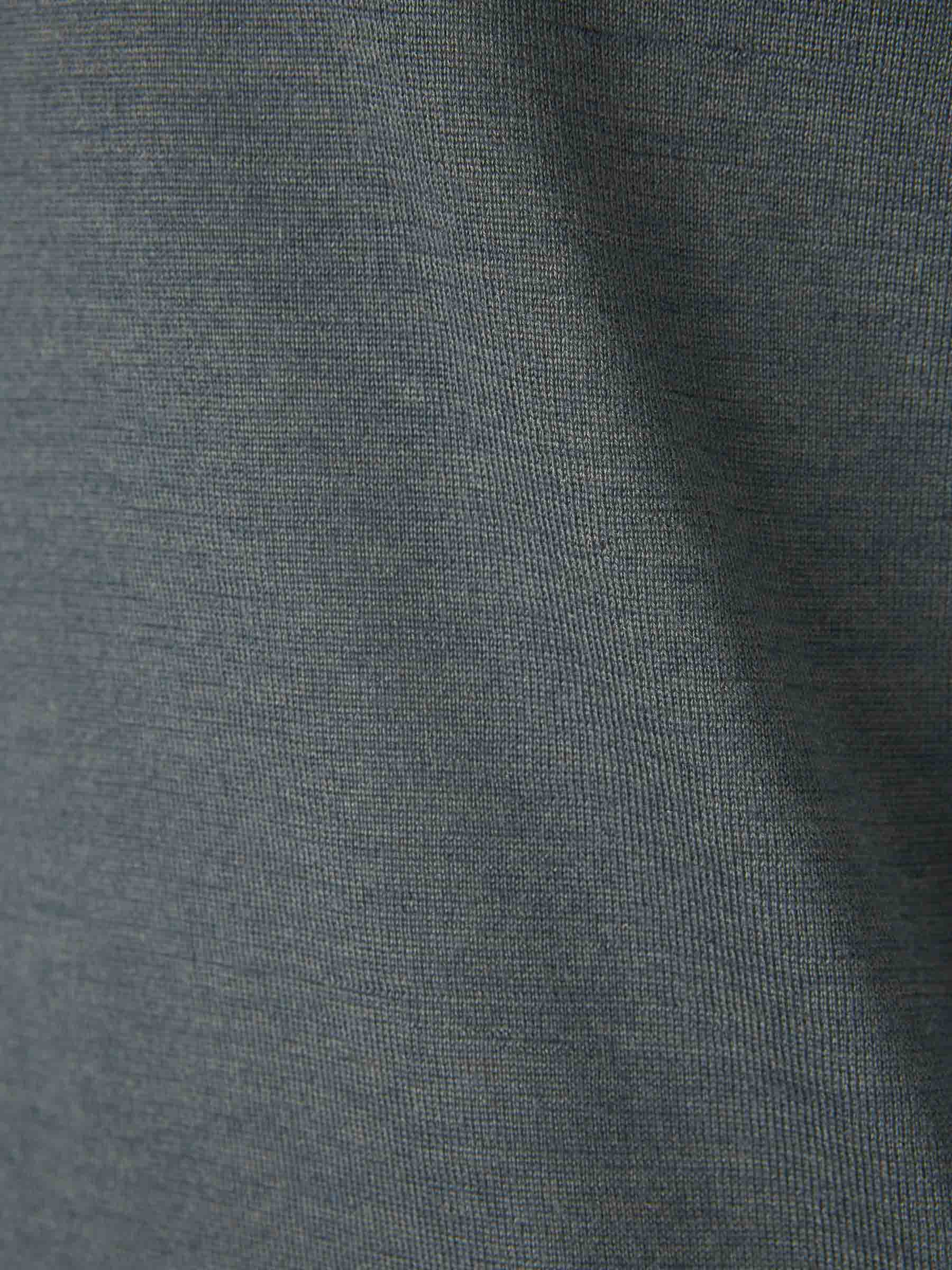 Jersey Cuello Pico - Image 4