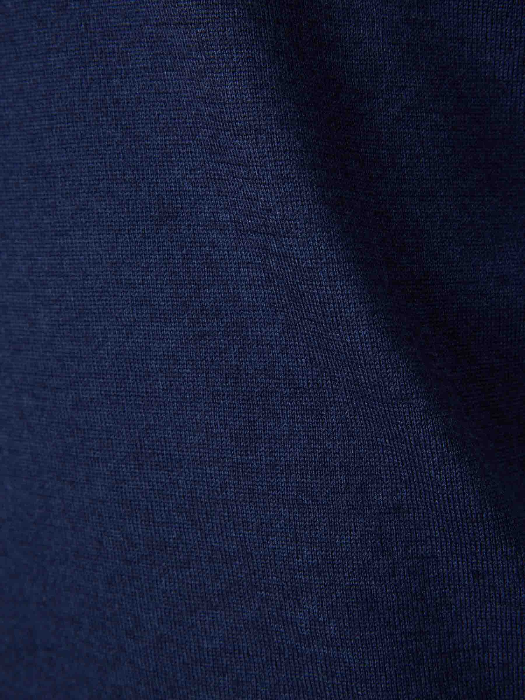 Jersey Cuello Pico - Image 4