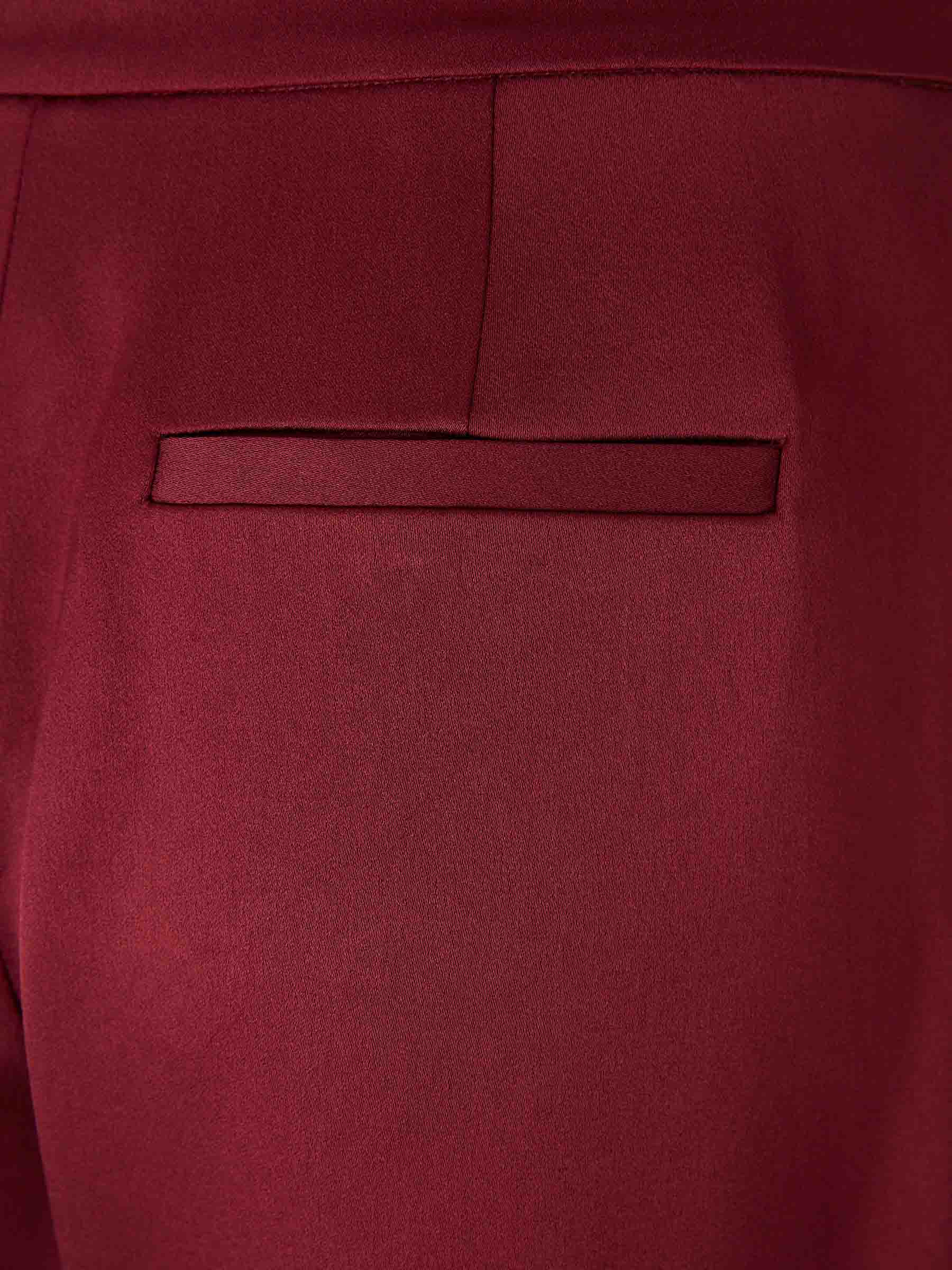Pantalones Anchos Akira - Image 4