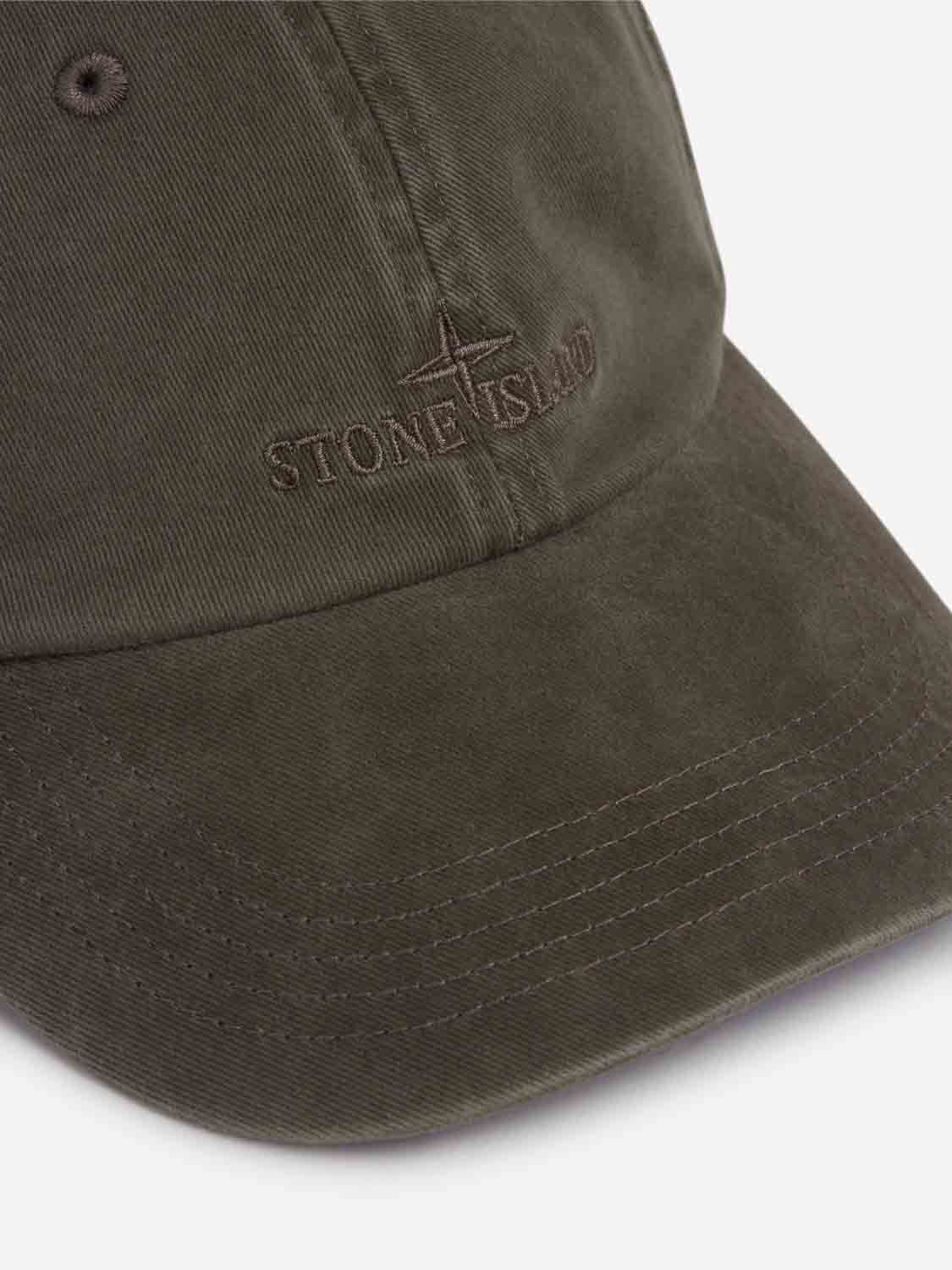 Gorra con Logotipo Bordado - Image 4