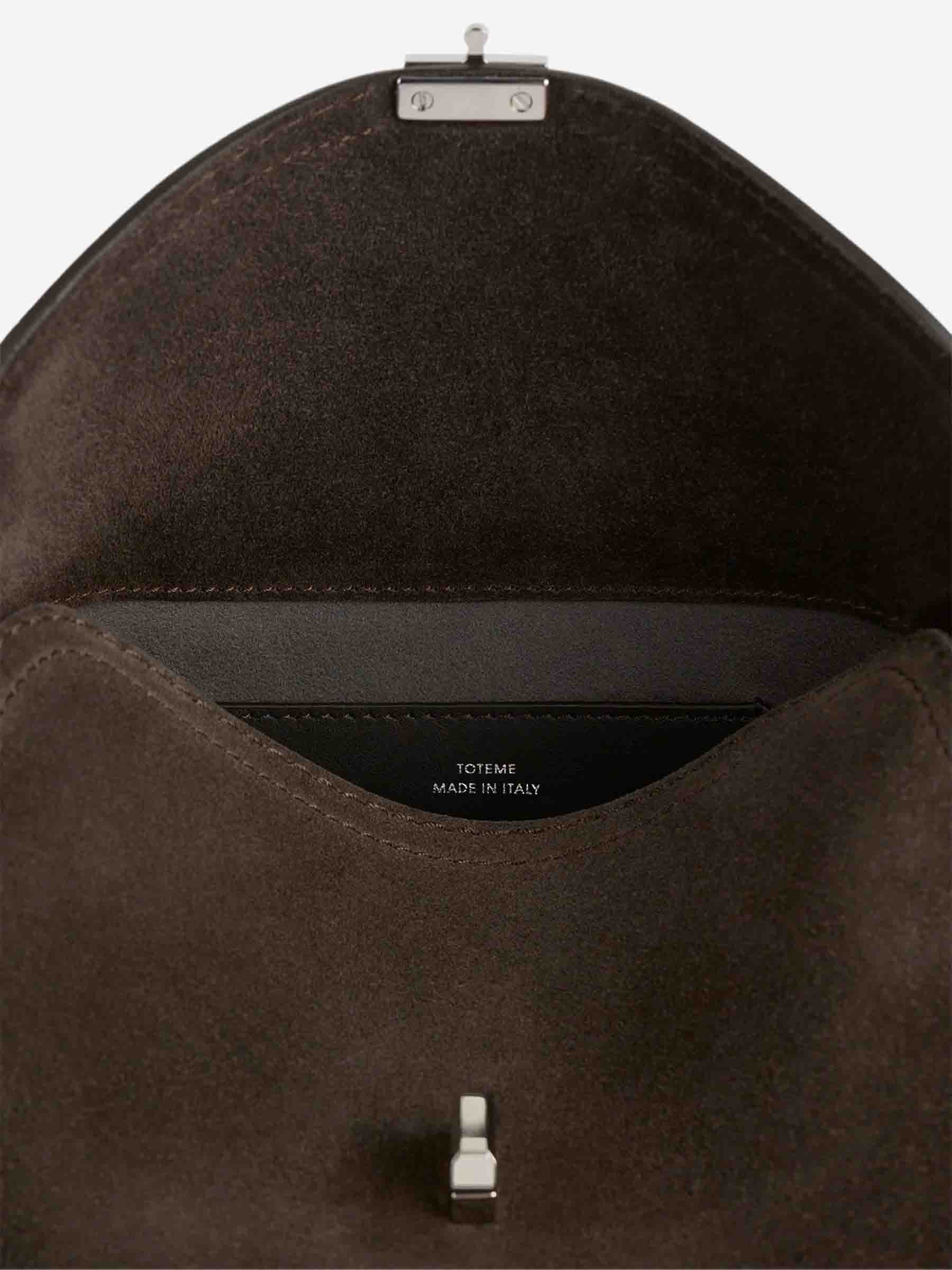Bolso Clutch T-lock - Image 6