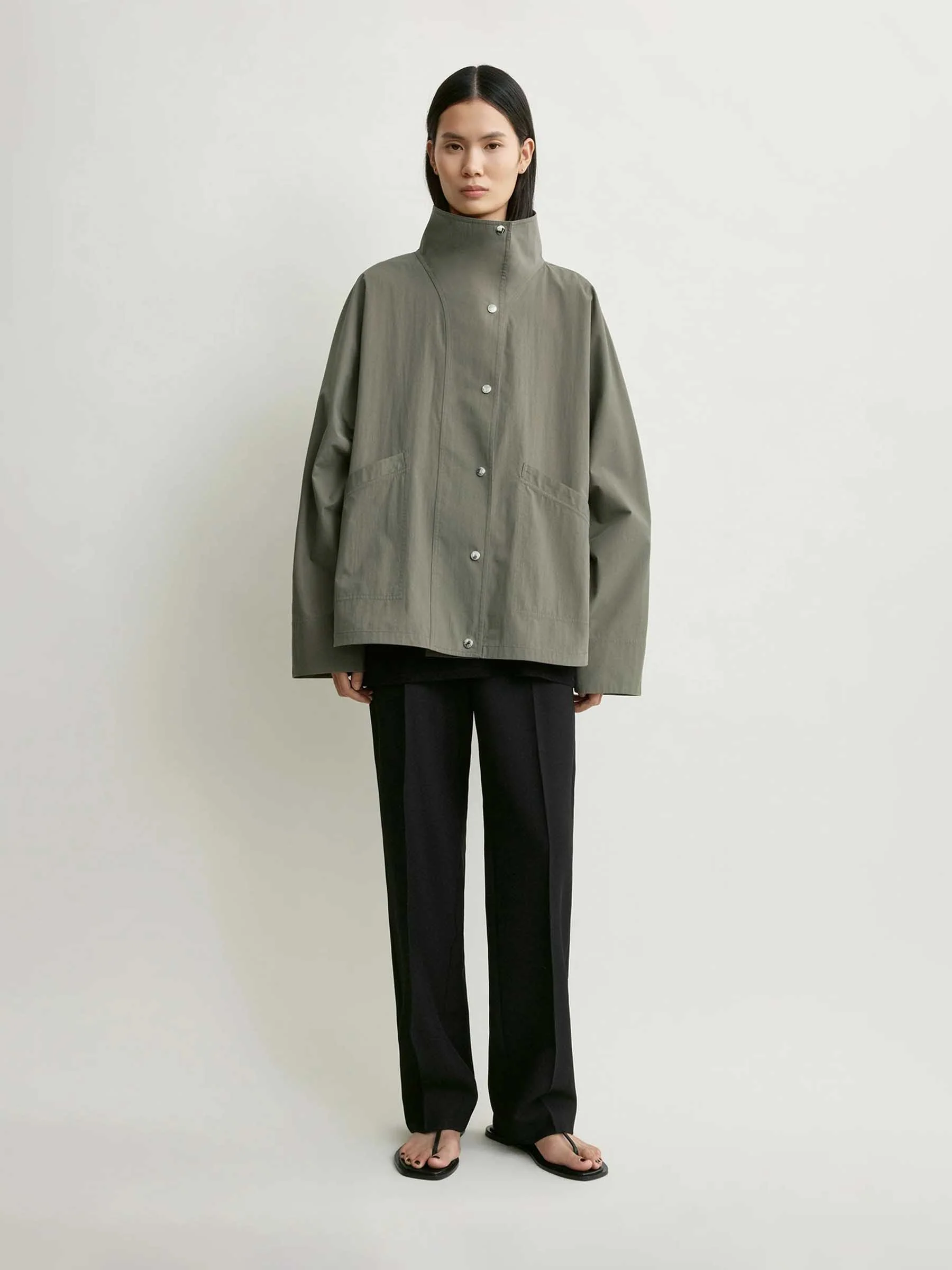 Chaqueta Cuello Alto - Image 2