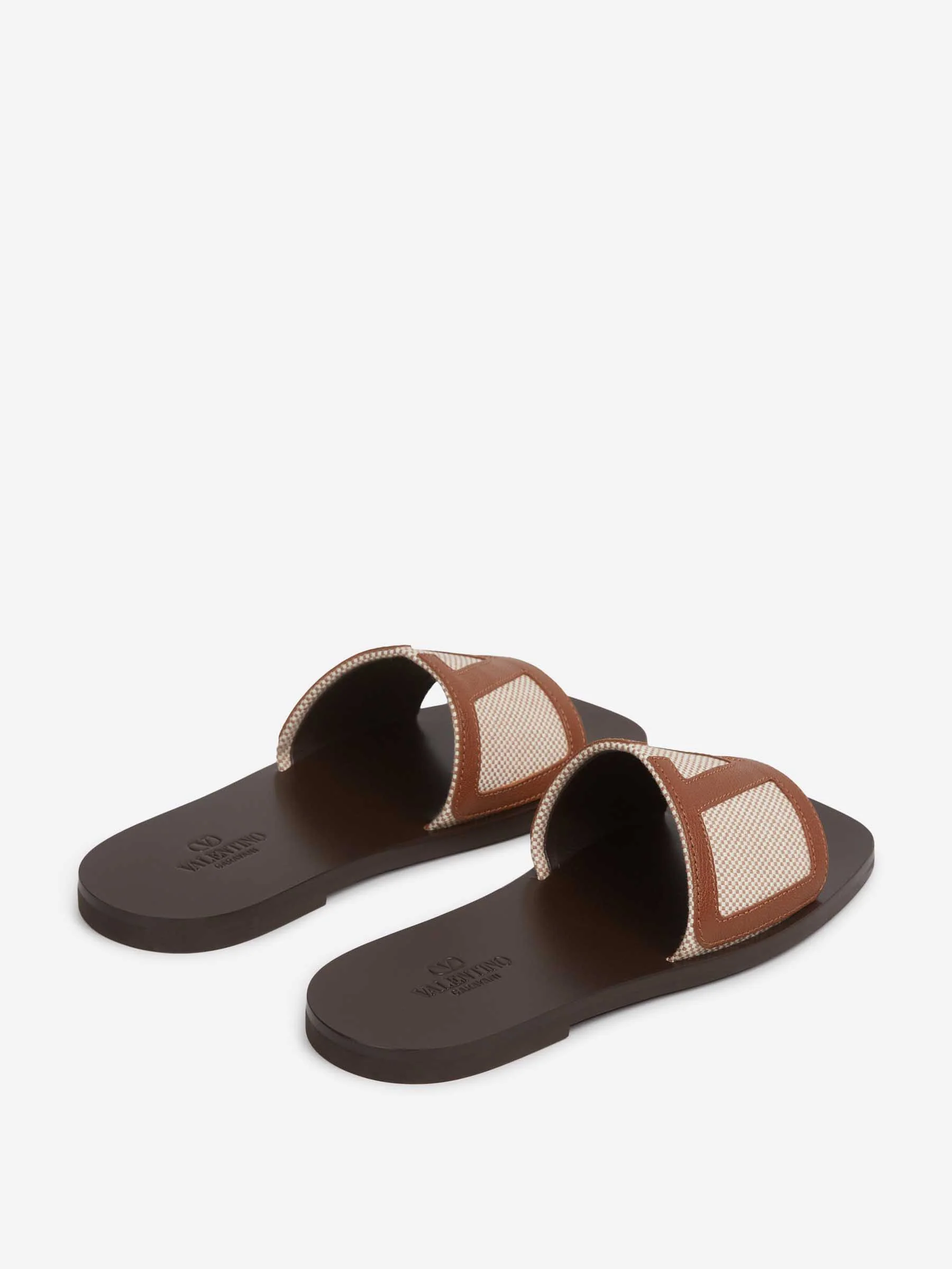 Sandalias VLogo - Image 3
